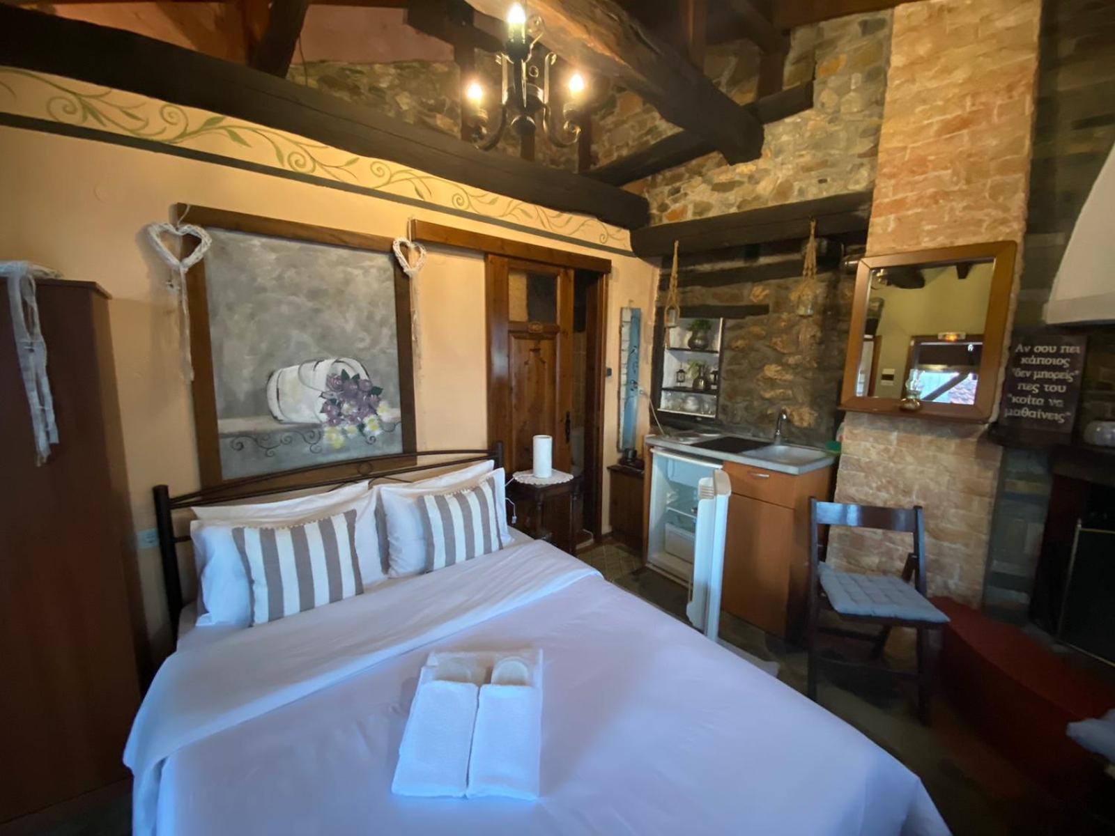 Traditional Guesthouse Erato Palaios Panteleimonas Exteriér fotografie